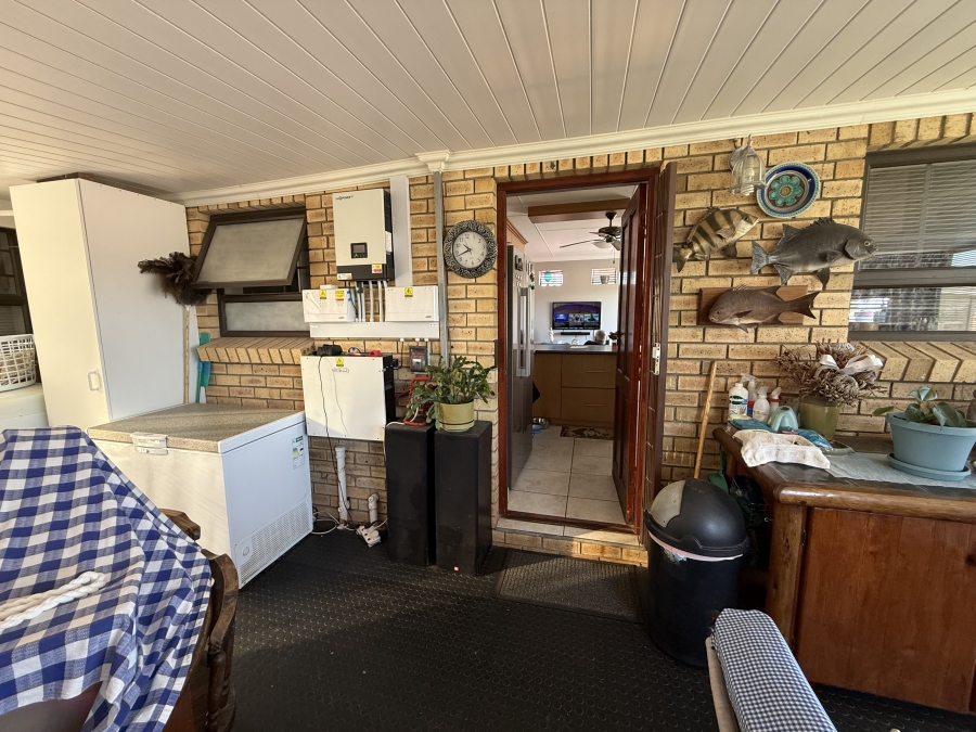 3 Bedroom Property for Sale in Reebok Western Cape